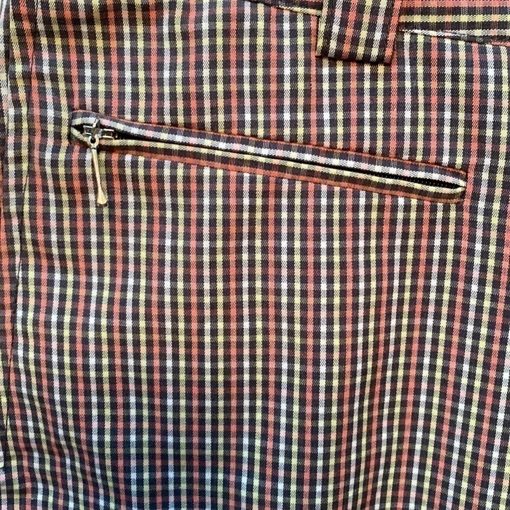 O womens Sport Haley stretch shorts size 12.  EUC
